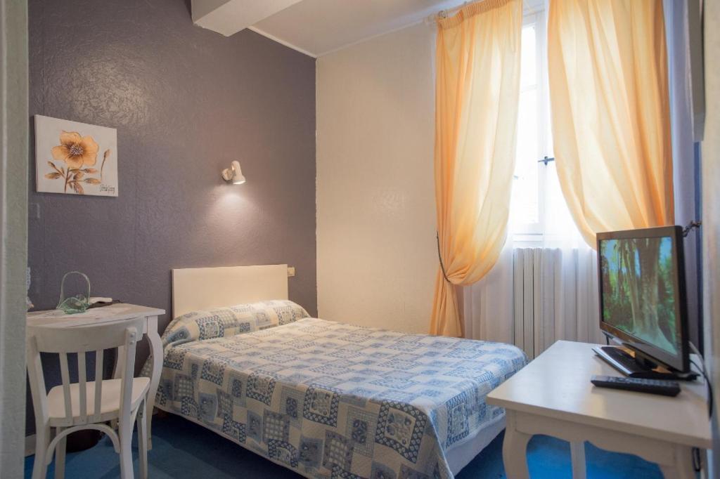 Hotel Saint Vincent Bagnères-de-Bigorre Zewnętrze zdjęcie